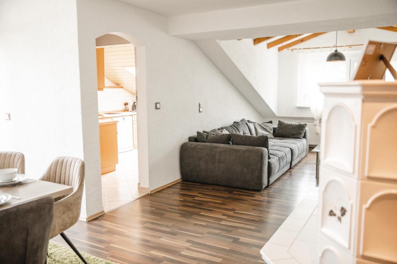 Modernes Apartment Mit Top Ausstattung Und Kamin Im Oberpfaelzer Seenland Nittenau Exterior foto
