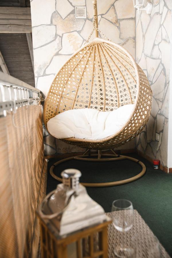 Modernes Apartment Mit Top Ausstattung Und Kamin Im Oberpfaelzer Seenland Nittenau Exterior foto